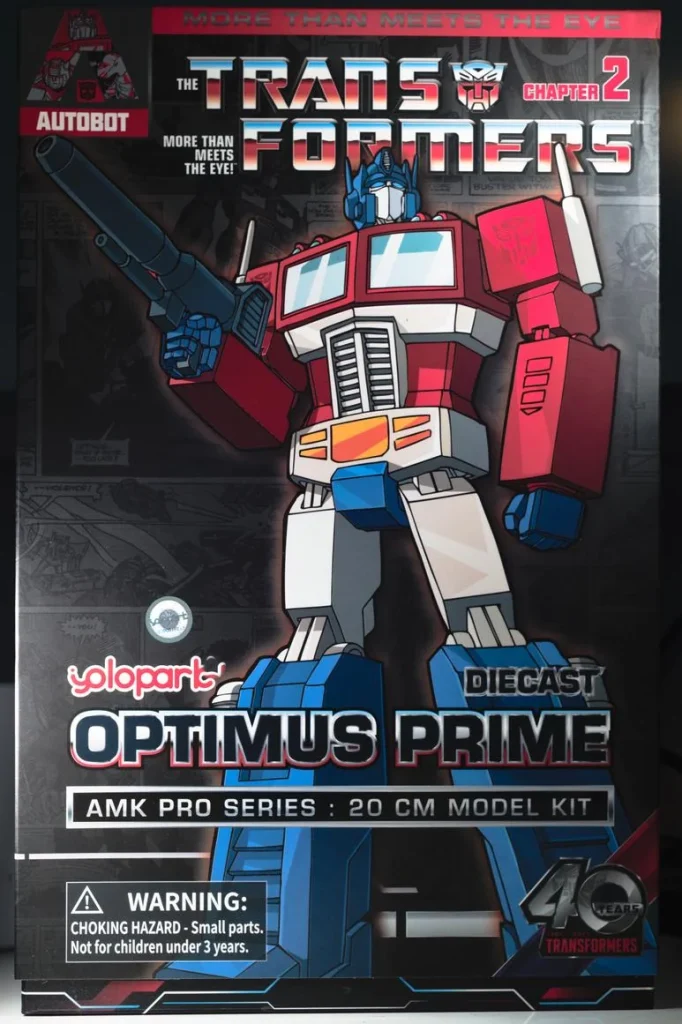 Transformers: Generation One AMK Pro Series Plastic Model Kit Optimus Prime 20 Cm
