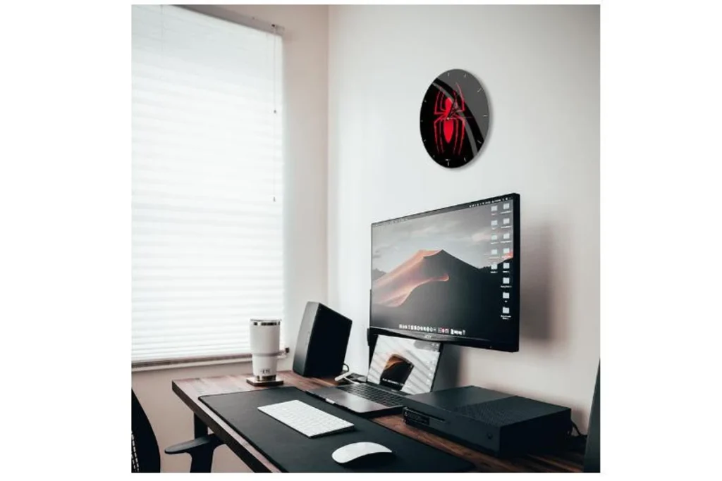 Marvel: Spiderman Wall Clock
