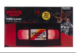 Paladone: Paladone Stranger Things – VHS Logo Light
